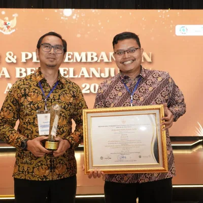 UBP Banten 3 Lontar Raih Penghargaan Gold dalam CSR dan Pengembangan Desa Berkelanjutan Awards 2024