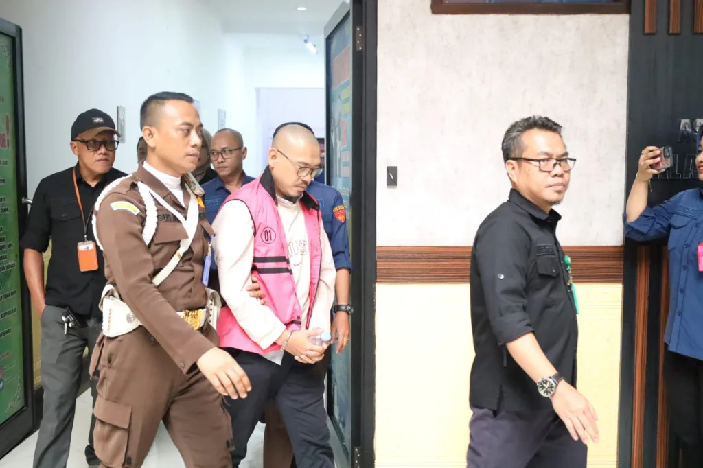 Banjir Duit Proyek Sampah, ASN Tangsel Jadi Tersangka Ke-4 Korupsi DLH