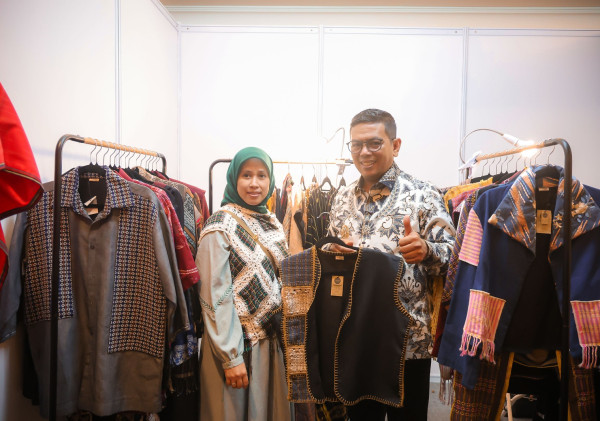 Gubernur Banten Apresiasi Produk UMKM di Forum FKD-MPU 2025