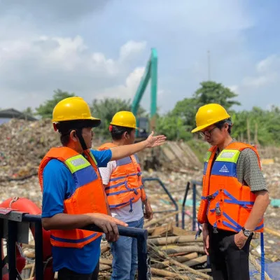 Cegah 15 Ton Sampah Masuk Ke Laut, DLHK Kabupaten Tangerang Optimalkan Pengelolaan Sampah Sungai.