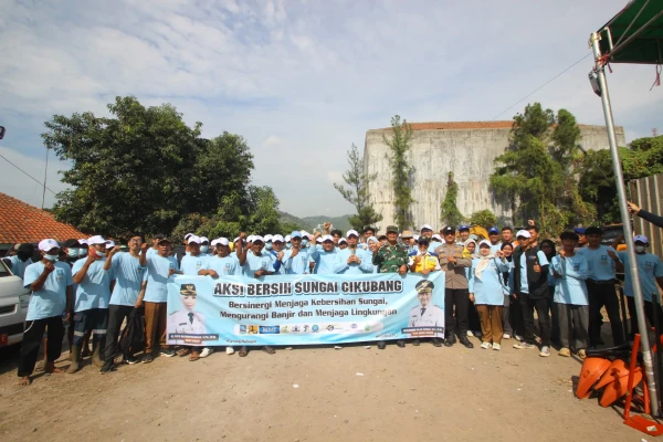 Bupati Serang Perintahkan Aksi Bersih-Bersih Sungai Cikubang, Antisipasi Banjir Jelang Cuaca Ekstrem