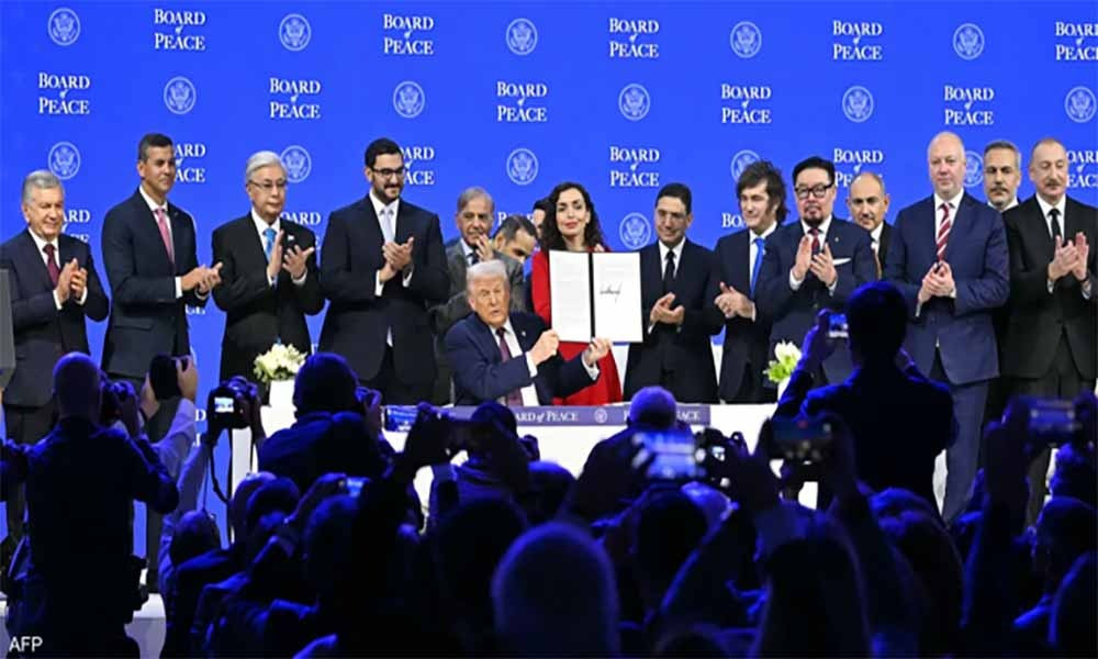 Menenun Perdamaian Dunia dari Davos: Kepemimpinan Visioner HM Raja Mohammed VI dan Pengesahan Piagam "Board of Peace
