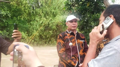 Wali Kota Serang Tinjau Lokasi Banjir, Koordinasi dengan BBWSC3 untuk Normalisasi Sungai