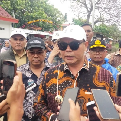 Wali Kota Serang Tinjau Lokasi Rawan Banjir, Temukan Penyempitan Sungai Jadi Penyebab Utama