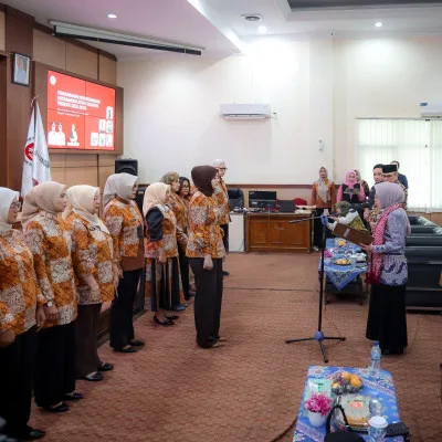 Ketua Dekranasda Banten Kukuhkan Ketua Dekranasda Kota Cilegon, Harap Dorong Kemajuan Kerajinan dan Ekonomi Kreatif