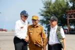 Gubernur Banten Dampingi Menko PMK dan Kapolri Tinjau Kesiapan Arus Mudik dan Balik Nataru di Pelabuhan Merak