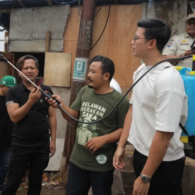 Bau Sampah Jadi Sorotan, Pemkot Tangsel Semprot Cairan N Level 1 Berteknologi Kuantum