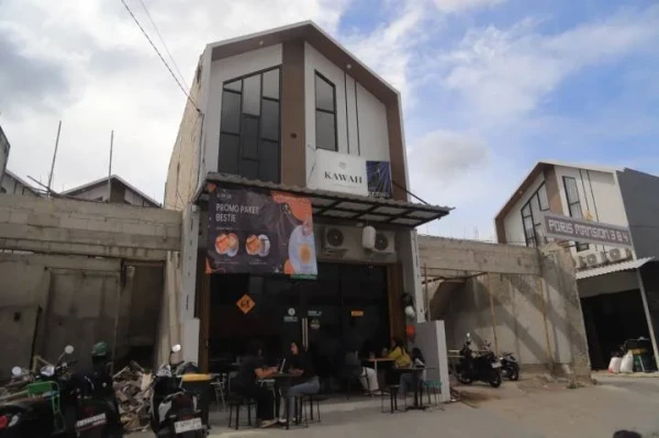 Kawaii Cafe & Eatery, Spot Nongkrong Hemat Baru di Cipondoh