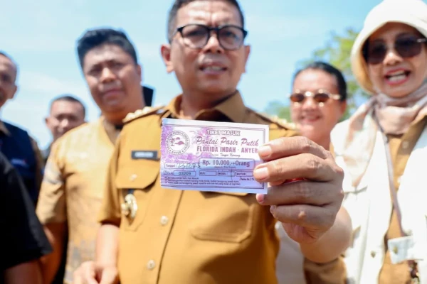 Gubernur Banten Tinjau Kesiapsiagaan Destinasi Wisata Jelang Nataru