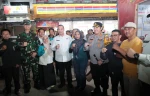 Wali Kota Serang Tinjau Posko Pelayanan Nataru, Pastikan Perayaan Malam Natal Aman