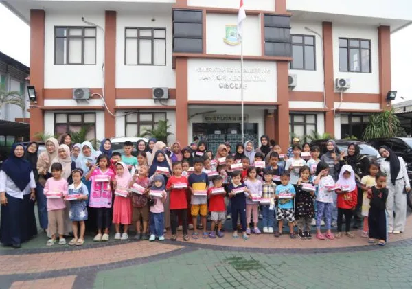 Kecamatan Cibodas Gelar Cooking Class Kreatif, Anak-Anak Belajar Menghias Donat