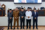 Wakil Gubernur Banten Hadiri Rapat Paripurna DPRD, Bahas Dua Raperda Strategis