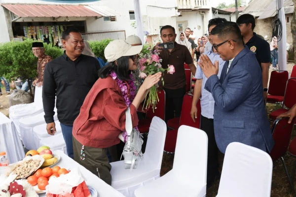 Gubernur Banten Apresiasi Tasya Allesia, Juara Dangdut Academy 7, dengan Kunjungan Silaturahmi