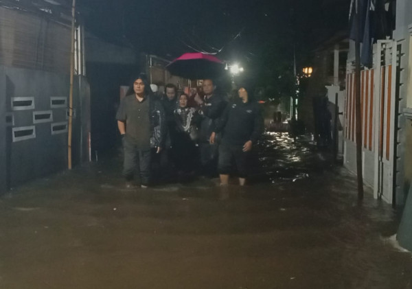 Dinas Perkim Kota Serang Tinjau Lokasi Perumahan yang Terendam Banjir