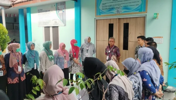 Puskesmas Sukamulya Laksanakan Briefing Pagi Rutin untuk Tingkatkan Pelayanan Kesehatan