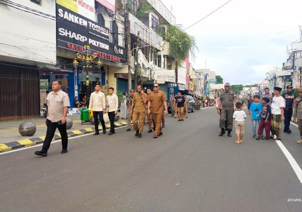 Wali Kota Serang Targetkan Penertiban Kabel Utilitas Royal Baroe Rampung 2 Minggu