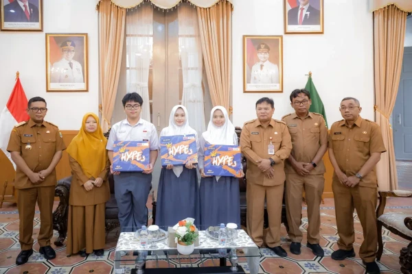 Gubernur Banten Apresiasi Prestasi Siswa SMAN 1 Kota Serang Juara I Lomba Cerdas Cermat Nasional BPK RI