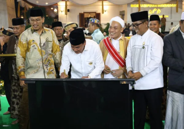 Ribuan Jamaah Padati Peresmian Masjid Kasepuhan Tangerang Raya Al-Istiqlaliyyah