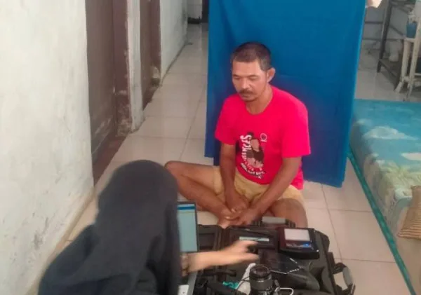 Pemkot Tangerang Jemput Bola Perekaman e-KTP bagi Warga Stroke