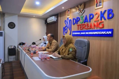 DP3AP2KB Kota Tangerang Gelar TOT untuk Pengelola Sekolah Lansia