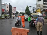 Pemkot Tangerang Tutup Sementara Akses Jalan HOS Cokroaminoto Akibat Banjir
