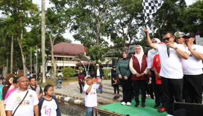 Plh Sekda Kabupaten Tangerang Buka Gerak Jalan Santai Peringati Hari Pers Nasional