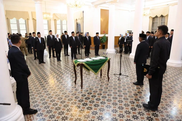 Gubernur Banten Lantik 10 JPT Pratama dengan Sistem Manajemen Talenta