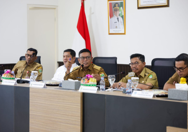 Gubernur Banten Pimpin Rakor Penanganan Banjir, Fokus Normalisasi Sungai