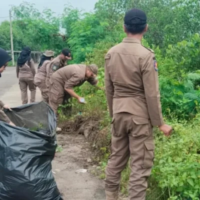 Satpol PP Kabupaten Tangerang Ikuti Corve Bersih-Bersih Pantai Pulo Cangkir