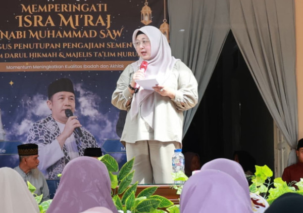 Wabup Tangerang Hadiri Peringatan Isra Mi'raj dan Penutupan Pengajian di Desa Cicayur*