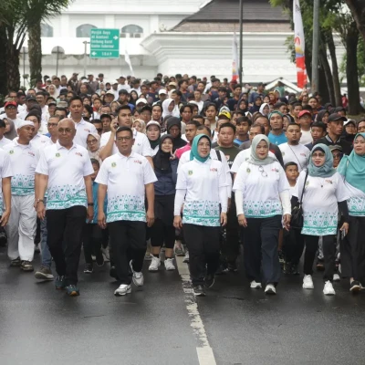 Masyarakat Banten Antusias Ikuti Jalan Sehat Bersama
