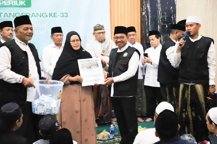 Suasana Haru di Subuh Keliling Akbar ke-III, Jamaah Diberi Hadiah Umrah Gratis