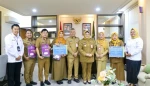 Wabup Tangerang Serahkan SK Kenaikan Pangkat dan Pensiun PNS