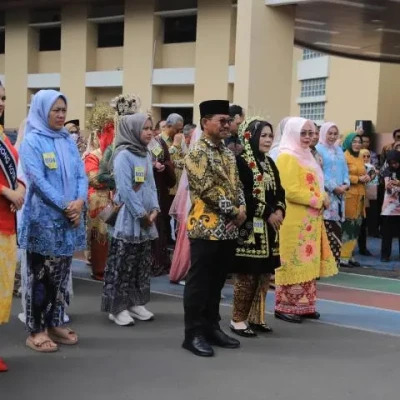 Tangerang Ngebesan, 106 Pasang Pengantin Rayakan Pernikahan Massal di HUT ke-33 Kota Tangerang