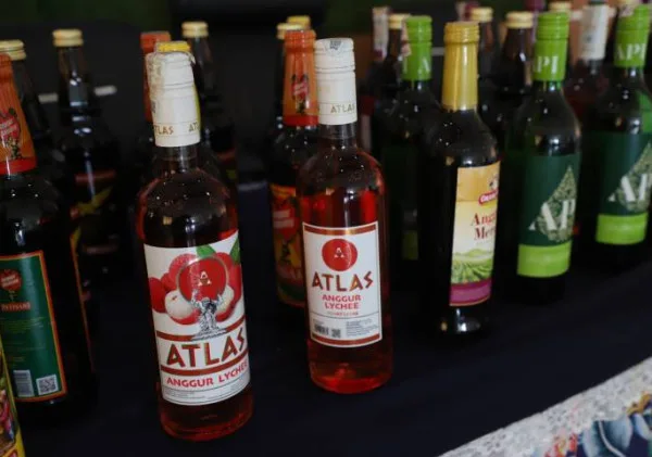 Pemkot Tangerang Sita 214 Botol Miras di Cibodas