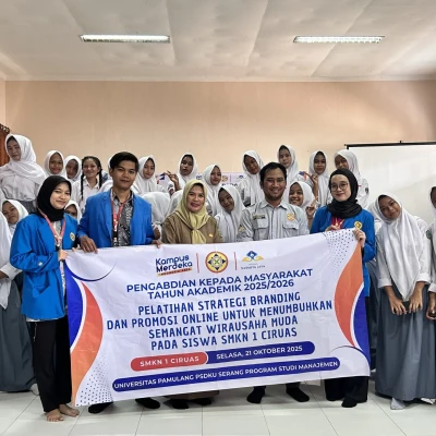 Sosialisasi Manajemen Pemasaran Mahasiswa Universitas Pamulang Serang dalam Pelatihan Strategi Branding dan Promosi Online Untuk Menumbuhkan Semangat Wirausaha Muda Pada Siswa SMKN 1 CI