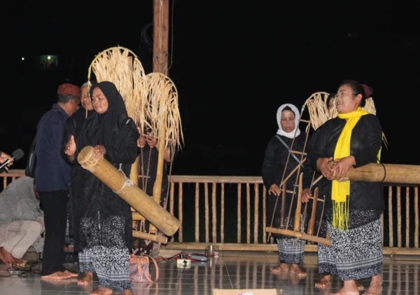 5 Fakta Menarik Tentang Masyarakat Tradisional Kasepuhan Banten Kidul Yang Bisa Kamu Pelajari