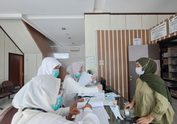 Supervisi Fasilitatif Petugas Puskesmas Jalan Emas di Klinik dan BPM Bencongan