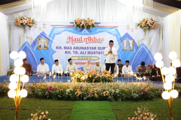 Gubernur Banten Hadiri Haul KH. Mas Abunasyar Surya dan KH. Tubagus Ali Mustaya di Kabupaten Serang