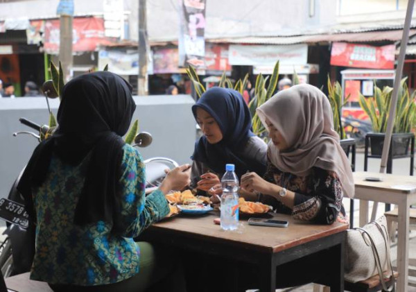 Warkop Brodie Jadi Pilihan Nongkrong Favorit Muda-Mudi di Kota Tangerang