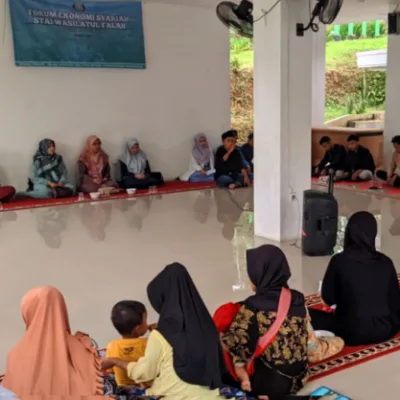 Pelantikan FEKS STAI Wasilatul Falah dan Santunan Mustadafin di Kampung Mualaf Baduy