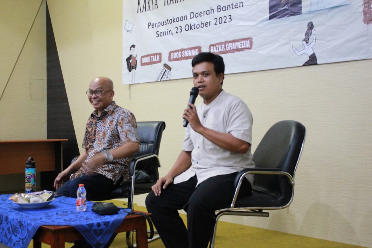 Cacahan Buku Bersama Kang Maman, memikat Ratusan Penggemar
