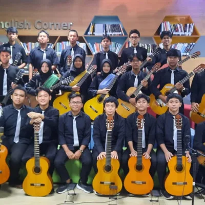 Resital Gitar Klasik di Perpustakaan Untirta Seperti Ensiklopedi yang Terbuka