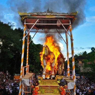 Menguak Fakta Menarik: Tradisi "Ngaben" Bali Yang Penuh Makna Filosofis