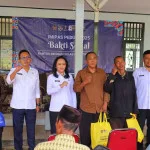 Imigrasi Serang Gelar Bakti Sosial Bagikan 200 Paket Sembako untuk Petani di Kota Serang