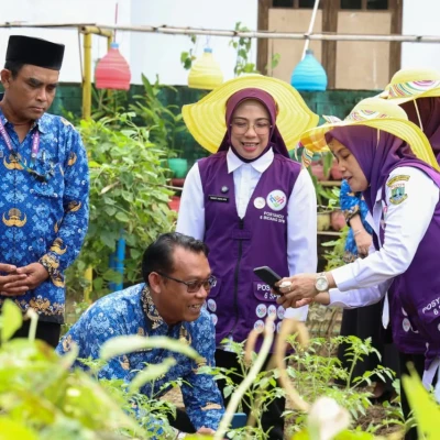 Ketua TP Posyandu Banten Perkenalkan Seragam Ungu sebagai Simbol Kebanggaan Kader