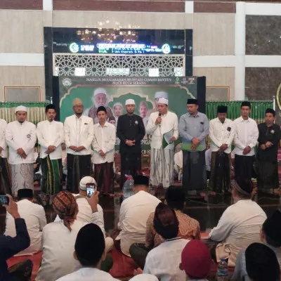 Ribuan Jemaah Padati Istighosah Akbar dan Pengukuhan Pengurus M3CB Kota Serang