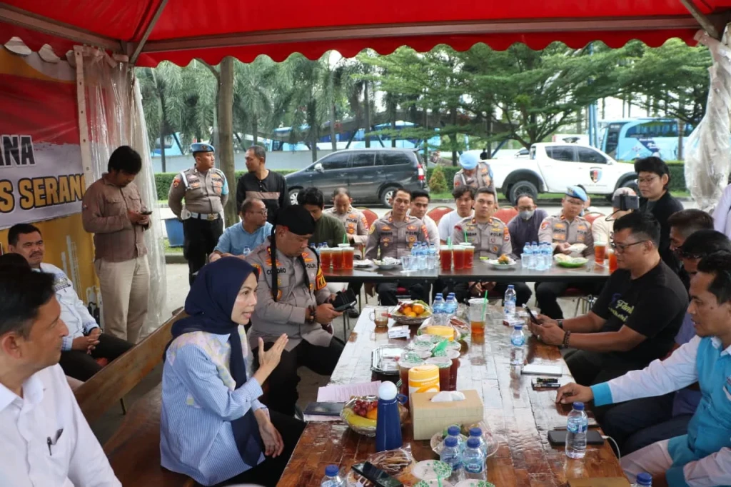 Bupati Ratu Zakiyah Respons Aspirasi Buruh, Usulan Kenaikan UMK 2026 Capai 12 Persen