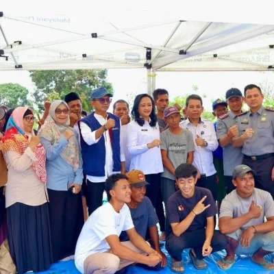 Kanwil Imigrasi Banten dan DKP3 Serang Serahkan Bantuan Benih Jagung untuk Petani Walantaka