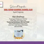Bupati Tangerang Raih Penghargaan Tokoh Pendorong Keterbukaan Informasi Publik 2025